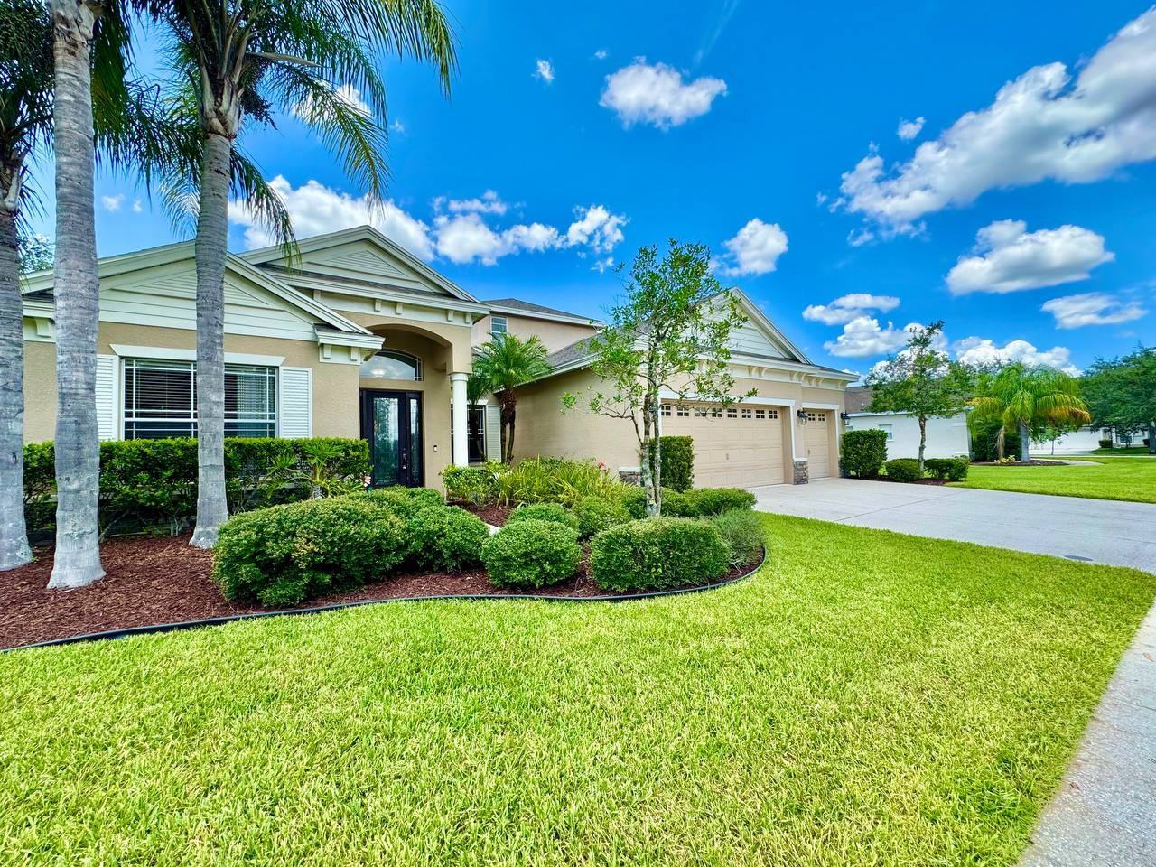 10530 Palm Cove Ave - Photo 2 of 18