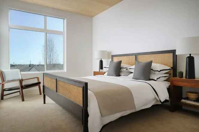 3098 Kyne St W #114 - Photo 4 of 10