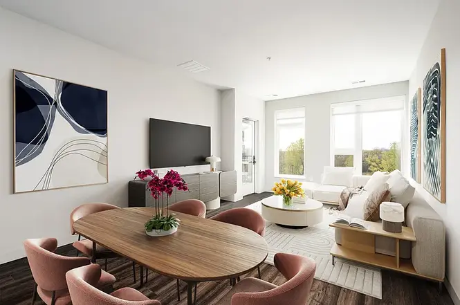 710 Vikings Pkwy - Photo 2 of 11