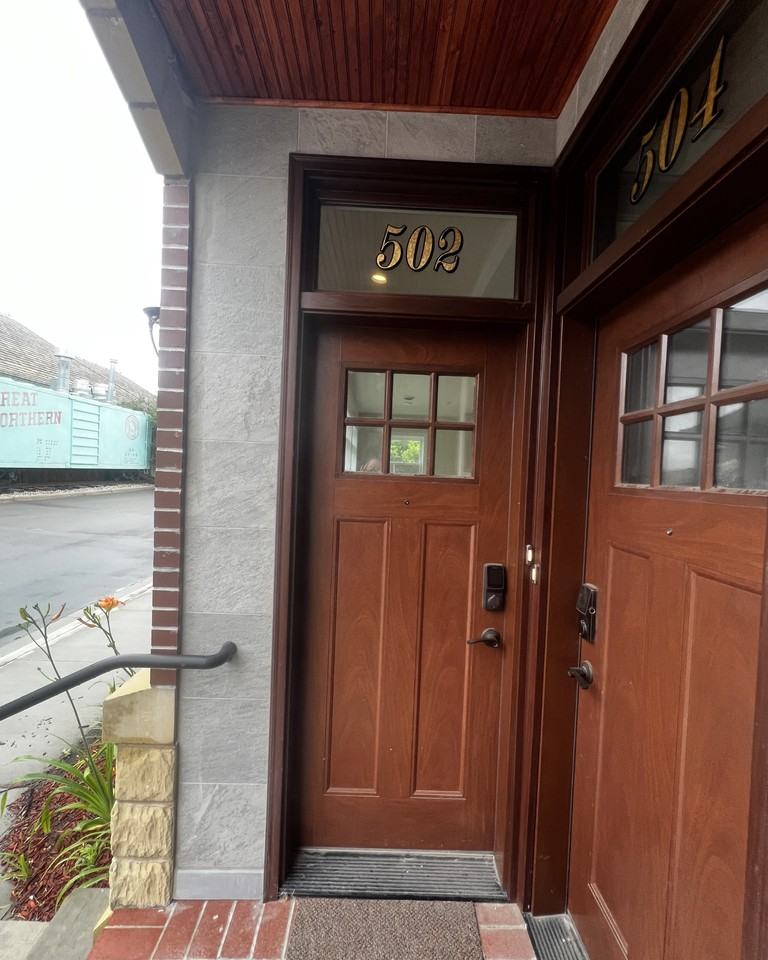 412 5th St N #502 - Photo 4 of 39