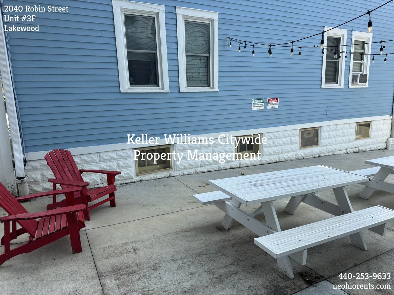 2040 Robin St - Photo 2 of 2