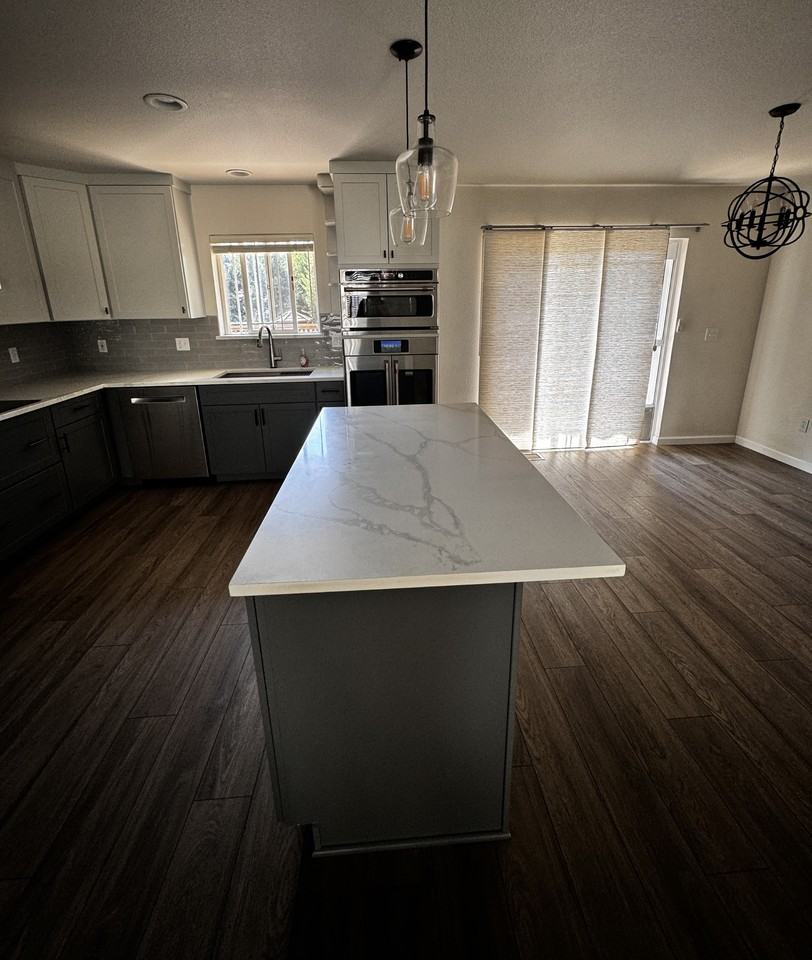 1541 Village Way - Photo 3 of 11