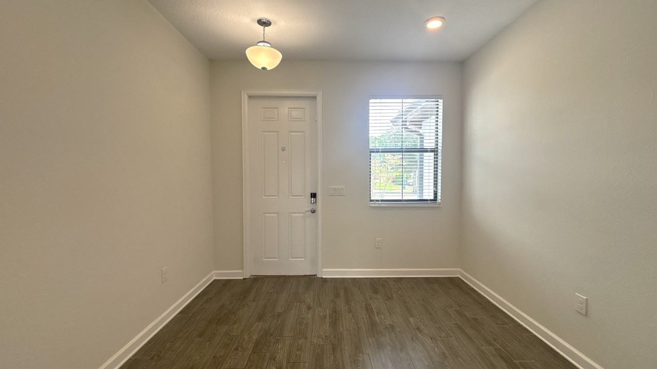 1258 Royal St George Blvd - Photo 2 of 26