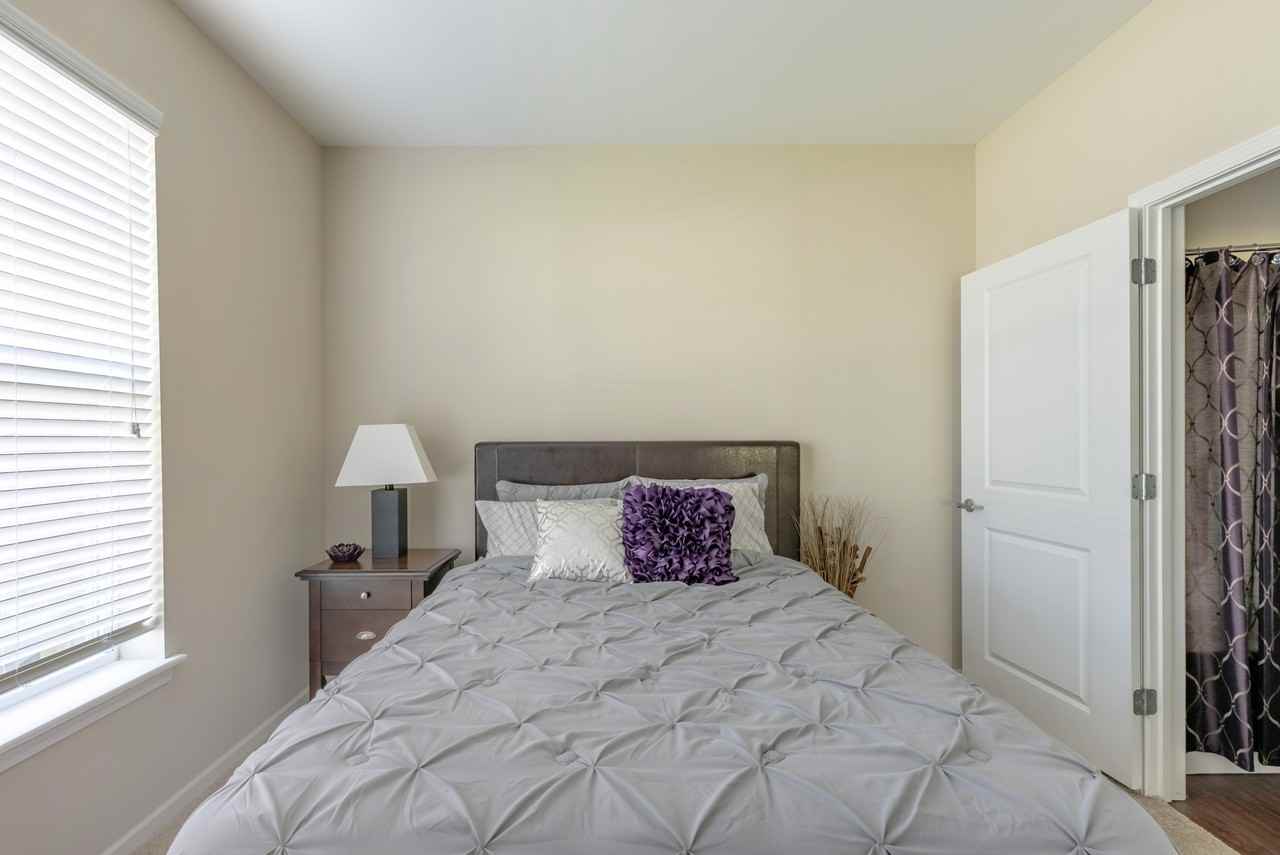 Oak Grove Crossing Apartments - Photo 3 of 89