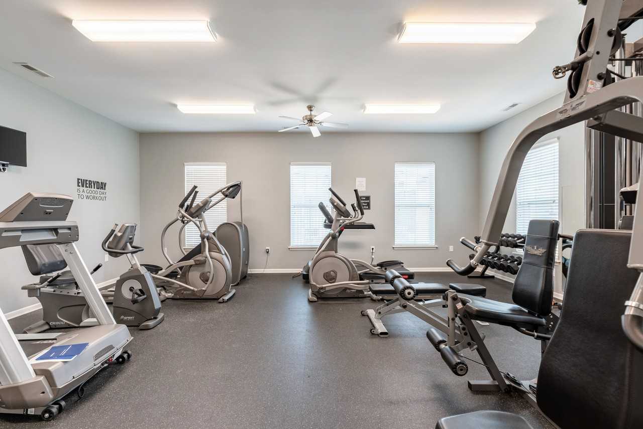 Oak Grove Crossing Apartments - Photo 6 of 89