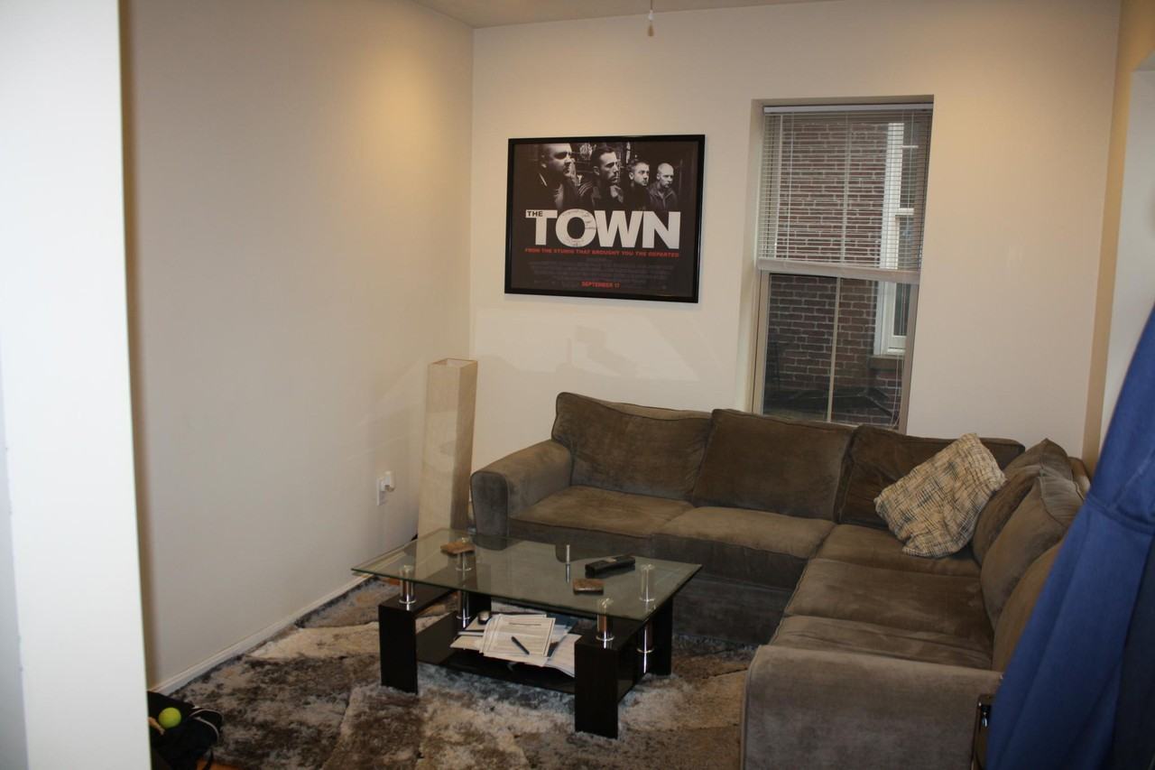 Hanover St #2F - Photo 3 of 10