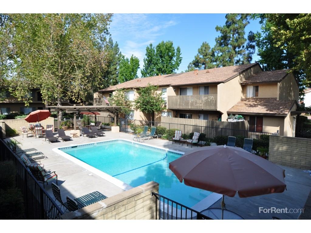 Sycamores Apartments - Photo 2 of 19