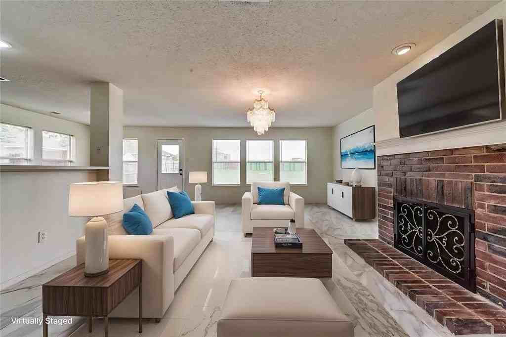 13401 Ponderosa Ranch Rd - Photo 2 of 22