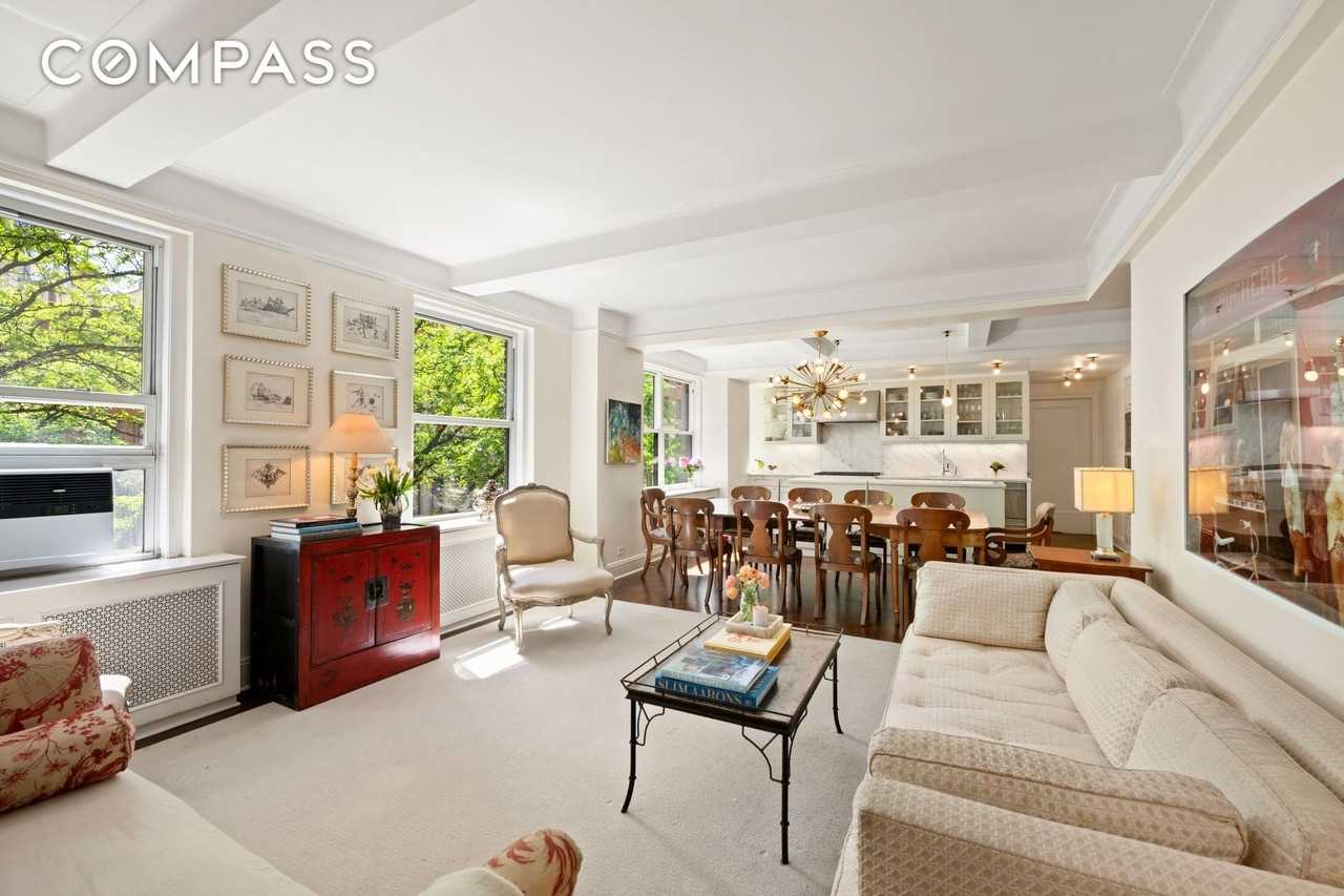 225 E 79th St #3A - Photo 4 of 10