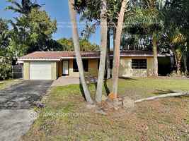 featured image of 2608 Sw 34th Ave
