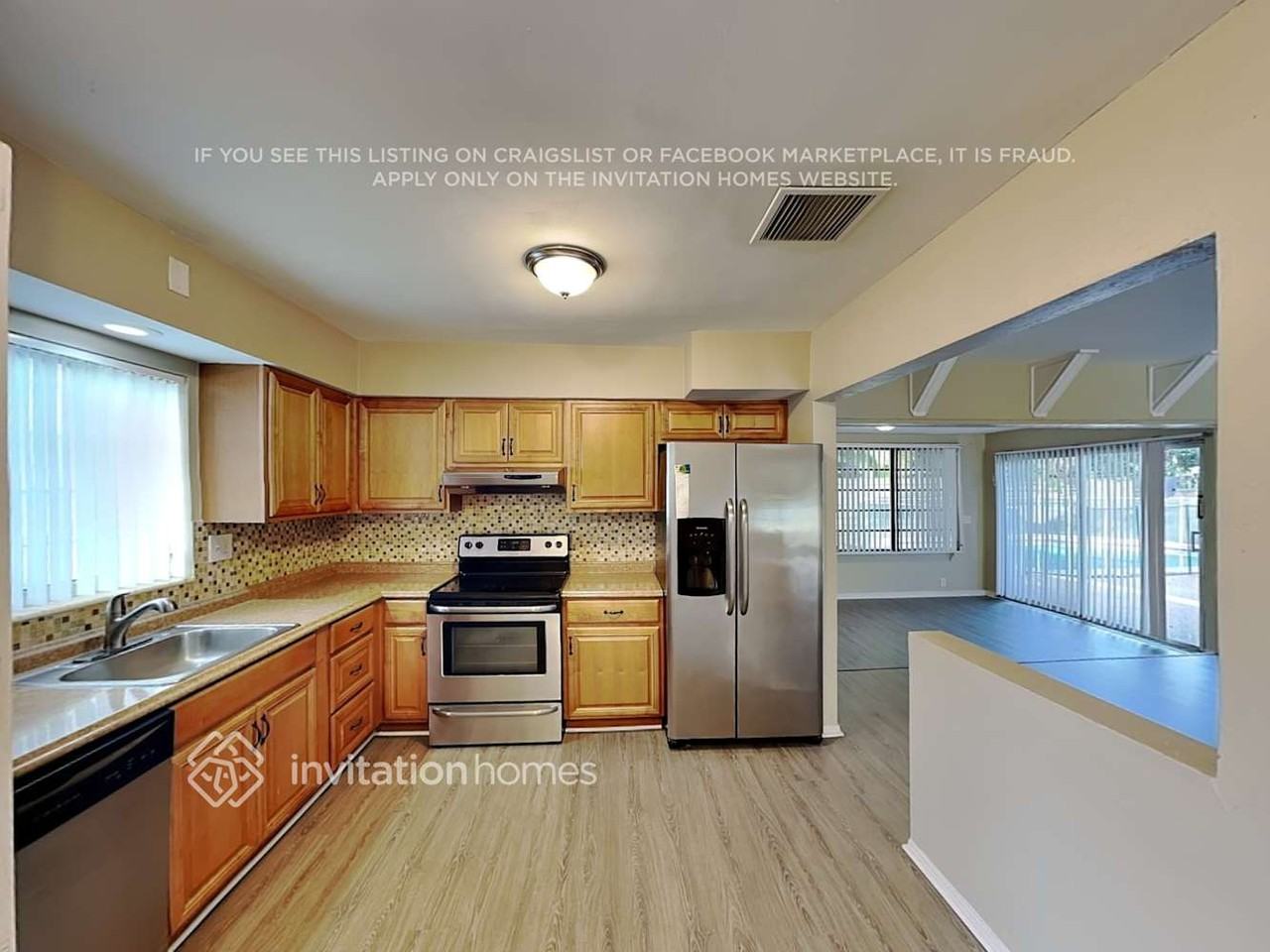 2608 Sw 34th Ave - Photo 7 of 20
