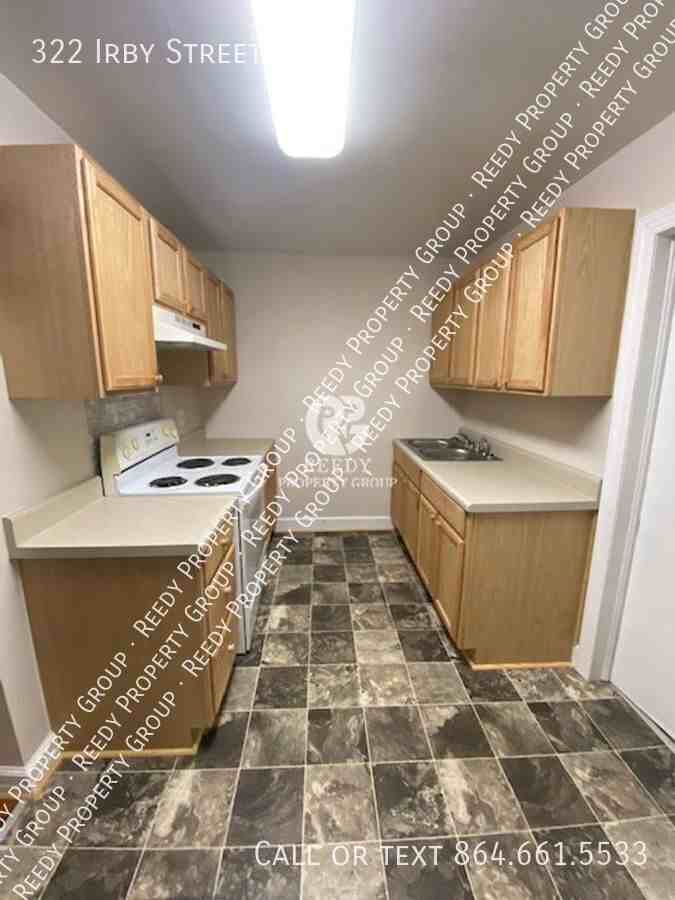 322 Irby St - Photo 2 of 5