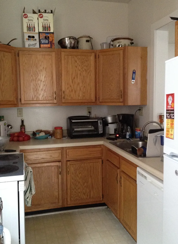 124 S 6th St #1 - Photo 3 of 8