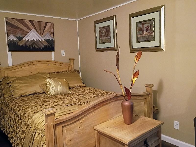 5070 Fenwood Dr #1 - Photo 7 of 11