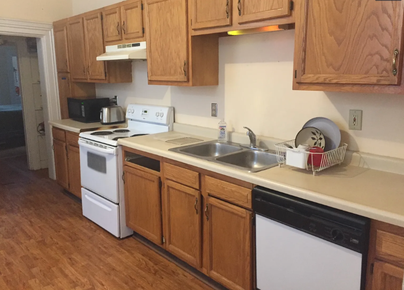 118 S 6th St #1 - Photo 5 of 12