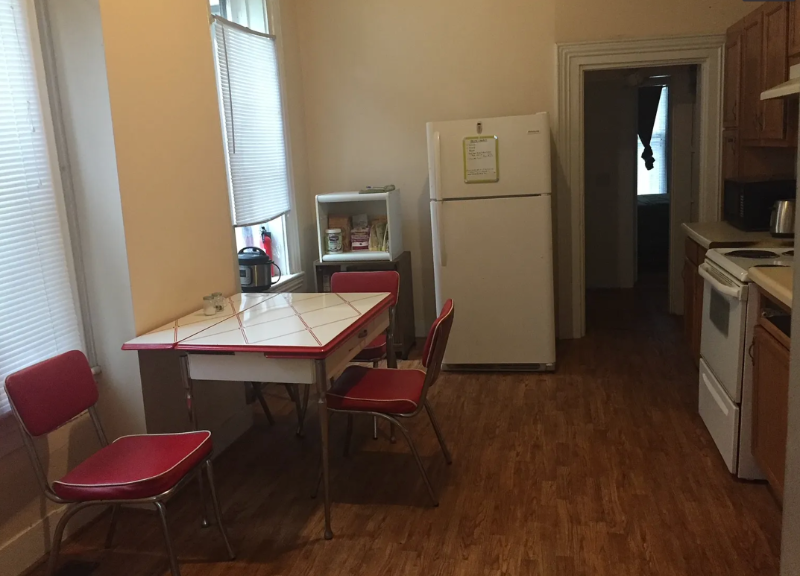 118 S 6th St #1 - Photo 7 of 12