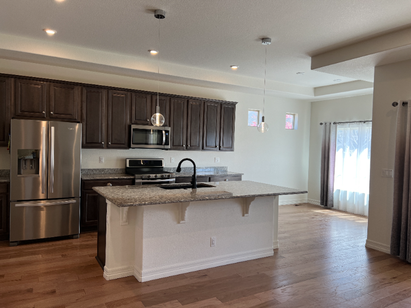 20422 E 52nd Ave - Photo 4 of 14