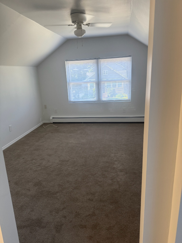 18 Linden Pl #2 - Photo 3 of 19