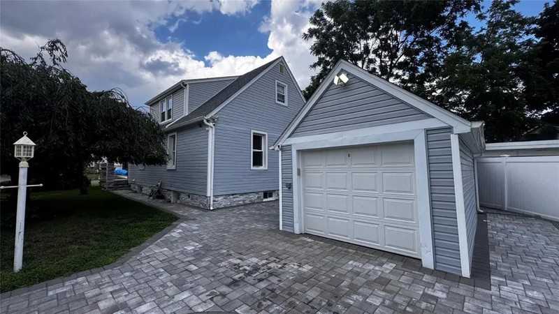 220 Grand Avenue - Photo 2 of 14