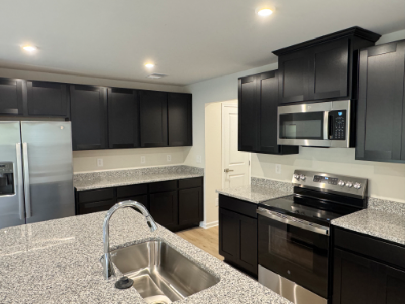 117 Grove Hill Ter - Photo 3 of 13