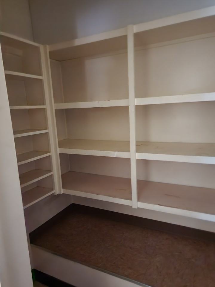 220 E Frank St #1 - Photo 7 of 11