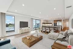 725 N Croft Ave #109 - Photo 1 of 1