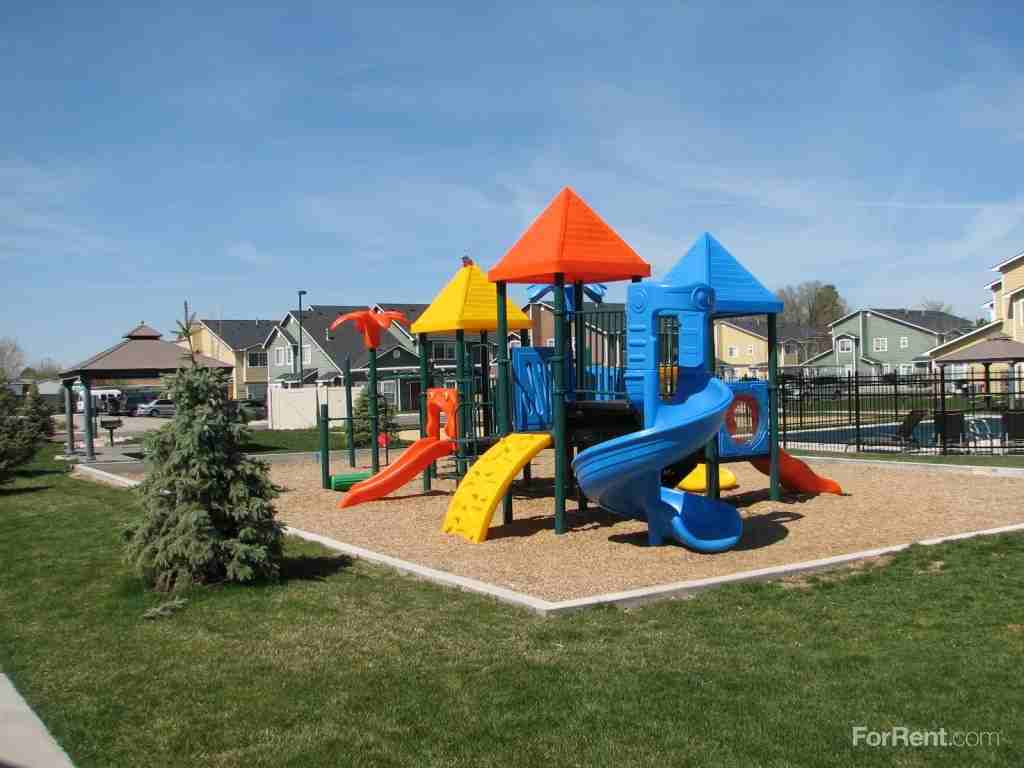 Keeneland Park - Photo 2 of 19