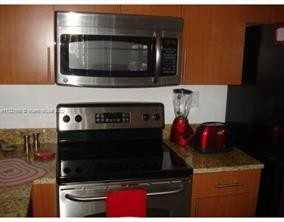 3371 Ne 192nd St - Photo 2 of 8