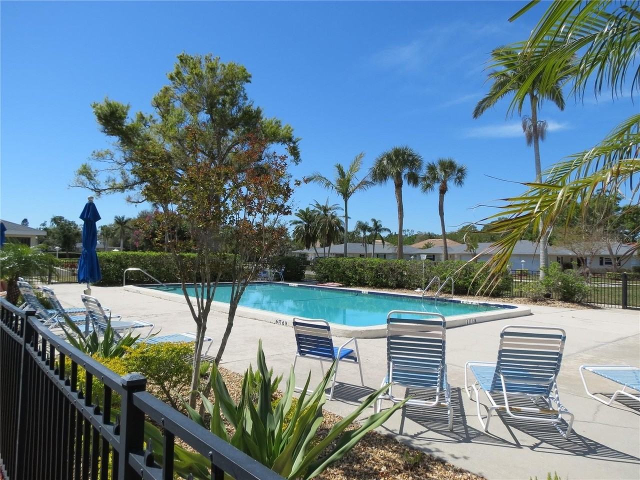 7193 W Country Club Dr N #138 - Photo 4 of 26