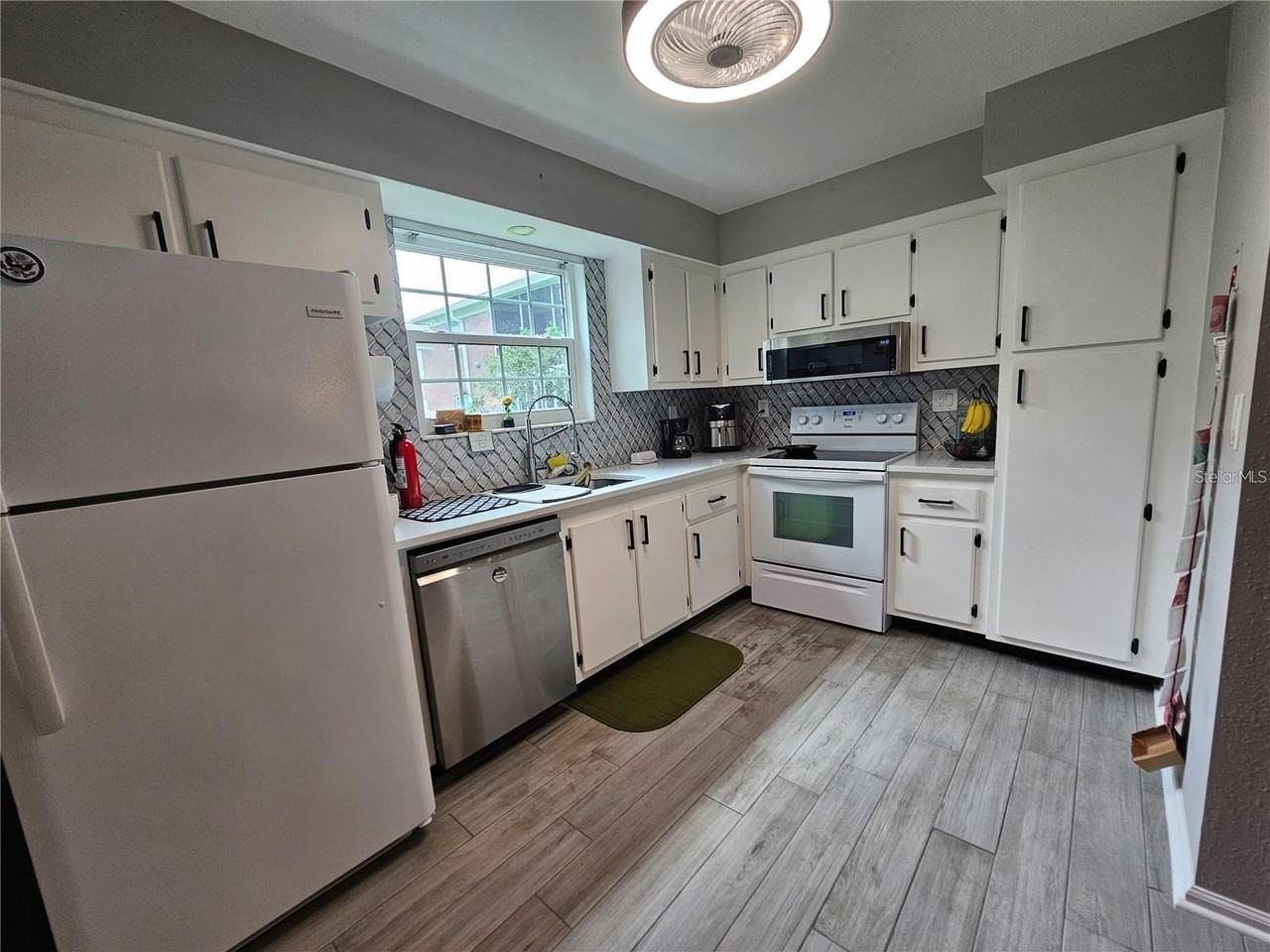 3824 37th Street South #66 - Photo 7 of 31