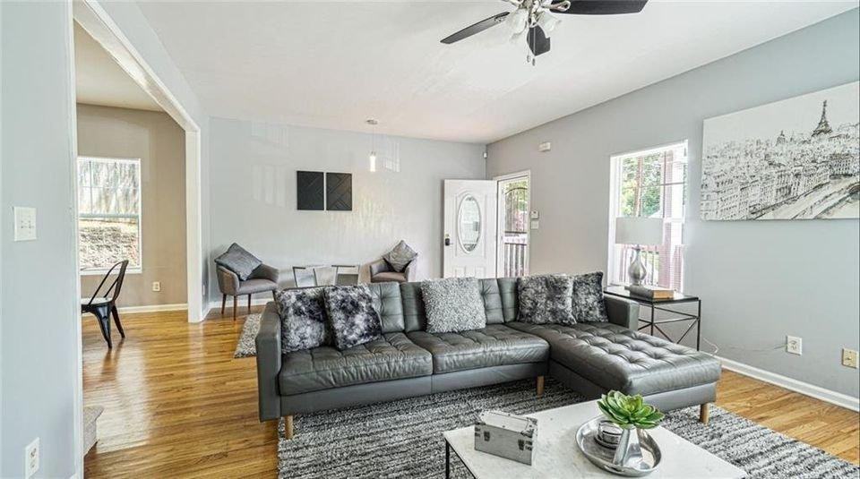 Henry Aaron Ave Sw - Photo 3 of 10