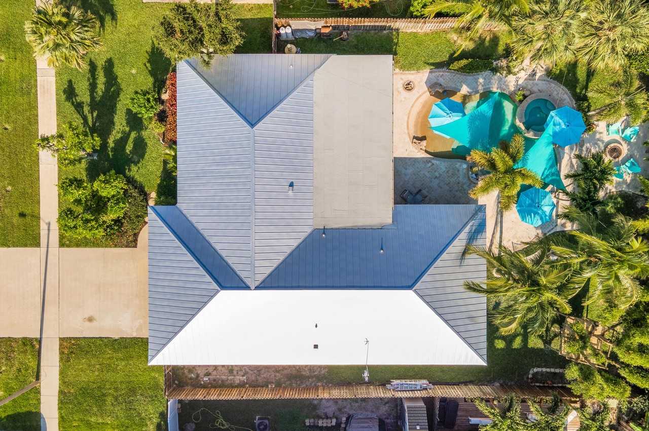 1560 Sw 16th St - Photo 5 of 50