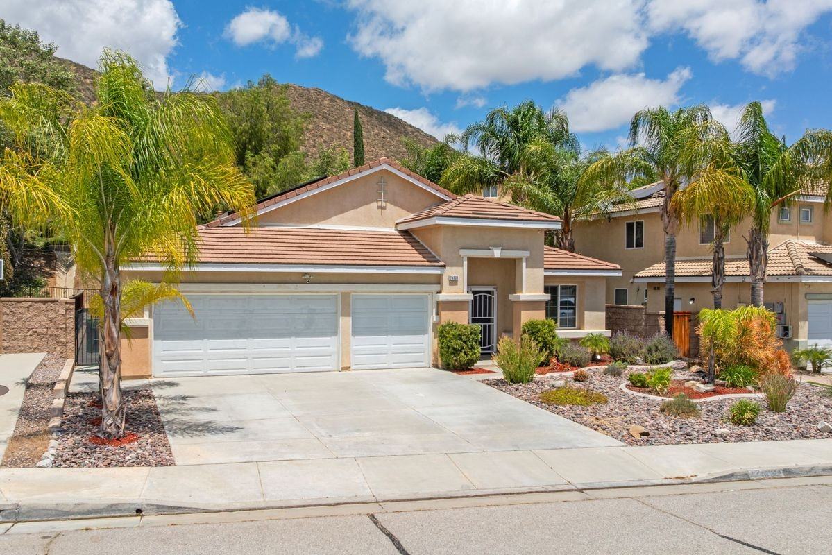 24898 Sunset Vista Ave - Photo 2 of 42