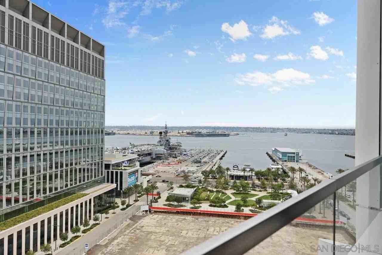 888 W E St Unit 1503 - Photo 2 of 40