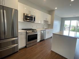 205 Maverick St - Photo 1 of 1