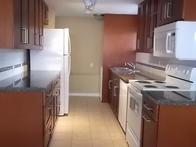 10430 132 Street - Photo 2 of 12