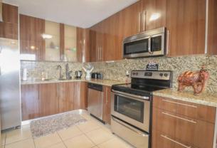 2025 Northeast 164th Street #d - Photo 1 of 1