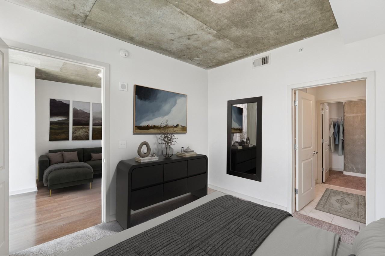 Skyhouse Buckhead - Photo 6 of 41