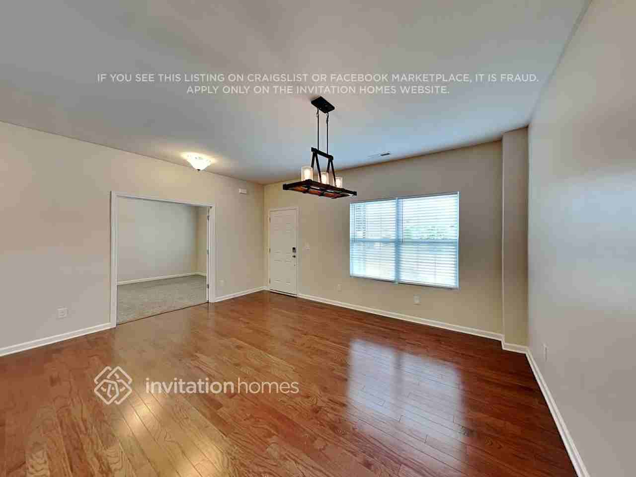 184 Glastonbury Dr - Photo 4 of 24