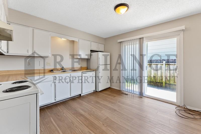 306 S Twin Pines Ave - Photo 6 of 14