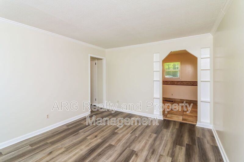 2845 Cardo Dr Nw - Photo 4 of 15