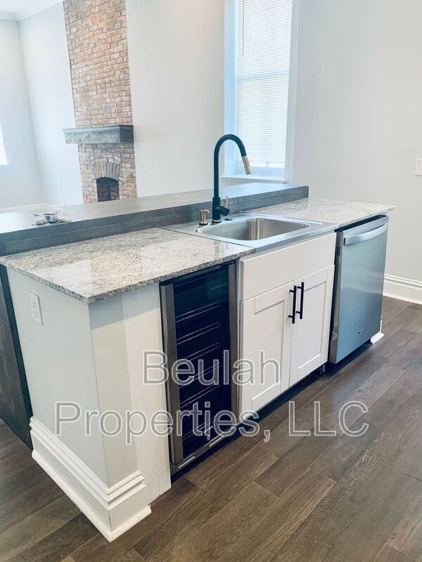 1627 Carroll St #A - Photo 2 of 19