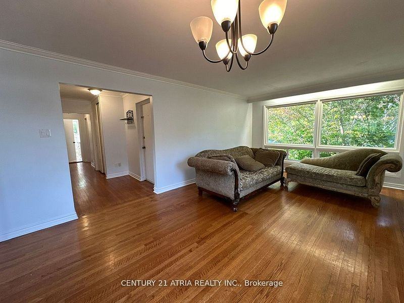 31 Tournament Drive - Photo 3 of 19