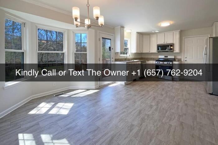 7920 Boone Trce - Photo 3 of 9