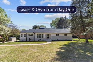 3807 W Friendly Ave - Photo 1 of 1