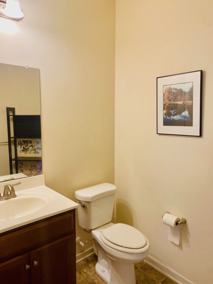 138 Jenny Dr #138 - Photo 2 of 15