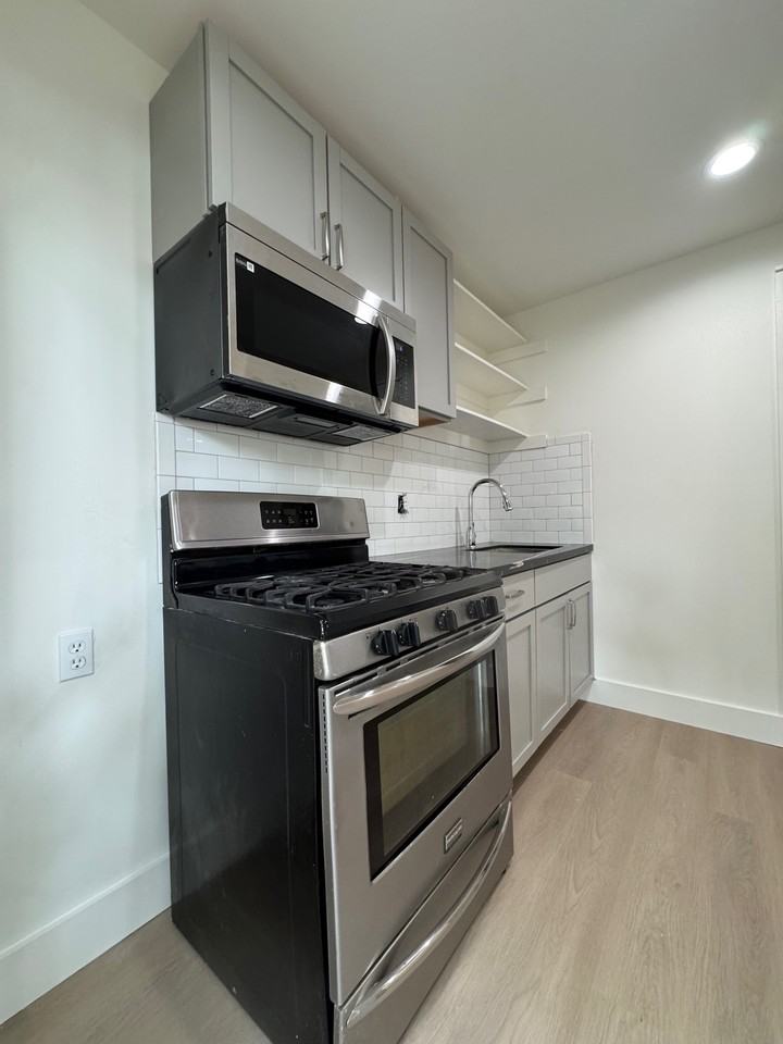 1923 Metairie Avenue #C - Photo 2 of 11