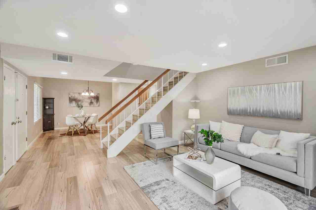 7145 Rouse Ct - Photo 3 of 23