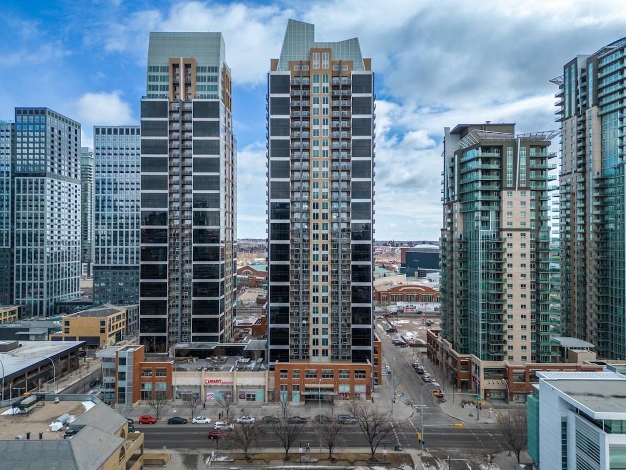 206 Alura - Photo 2 of 37