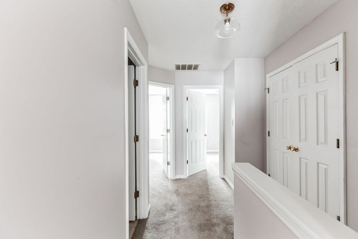 3690 Brookwood Blvd - Photo 6 of 15